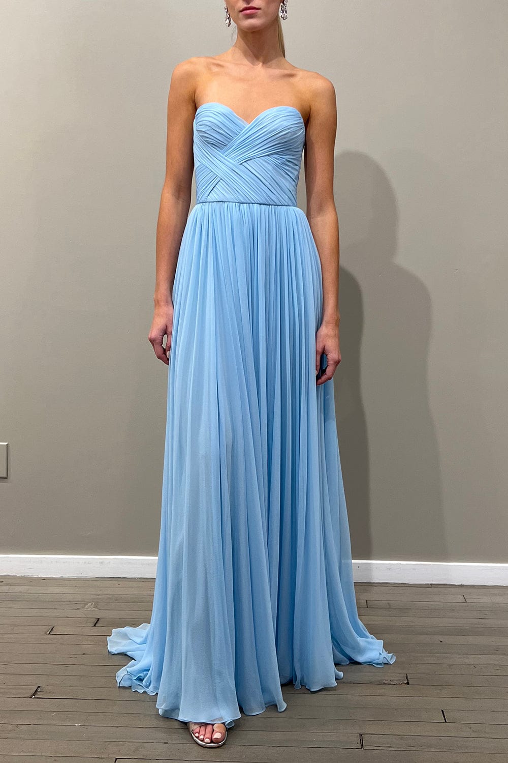MONIQUE LHUILLIER-Strapless Gown With Draped Bodice-