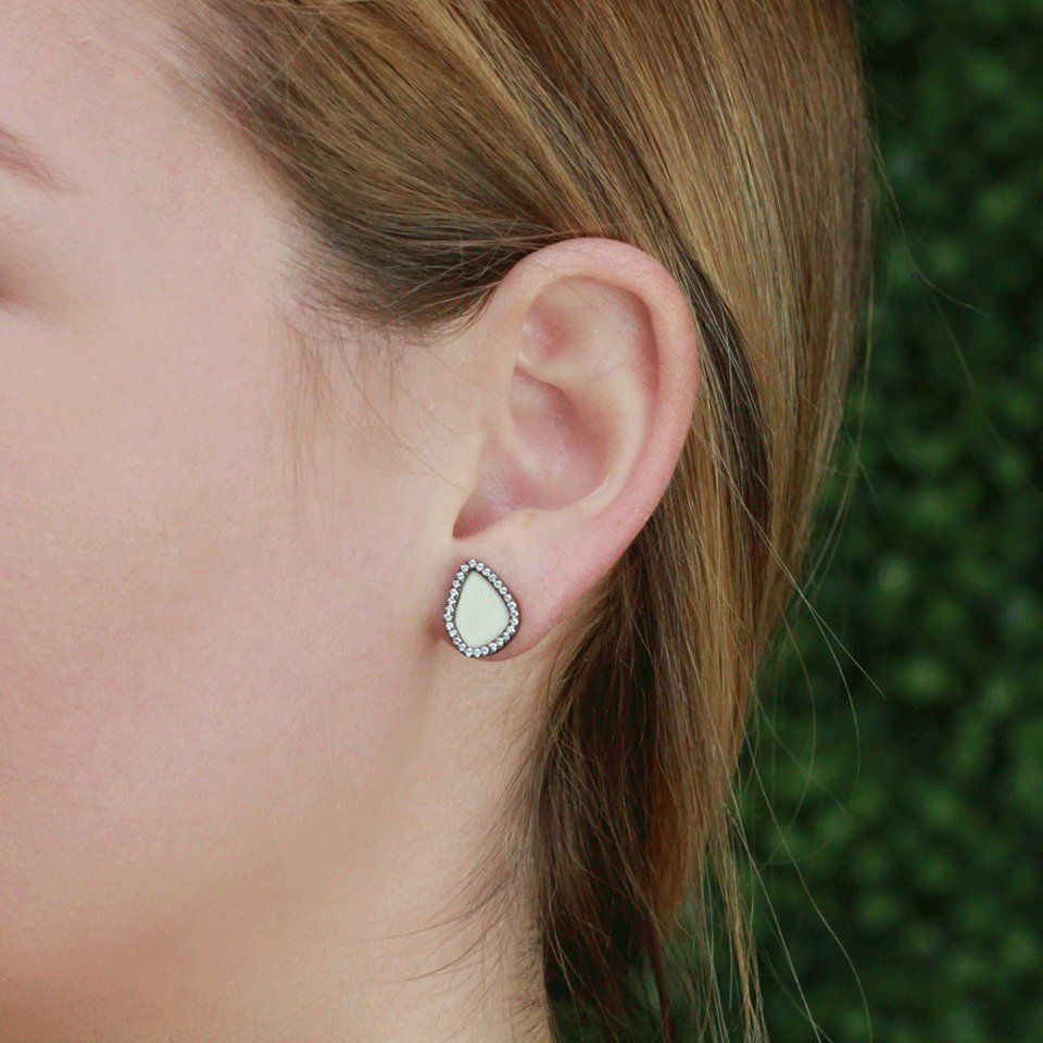 MONIQUE PEAN-Fossilized Walrus Ivory Slice Studs-WHITE GOLD