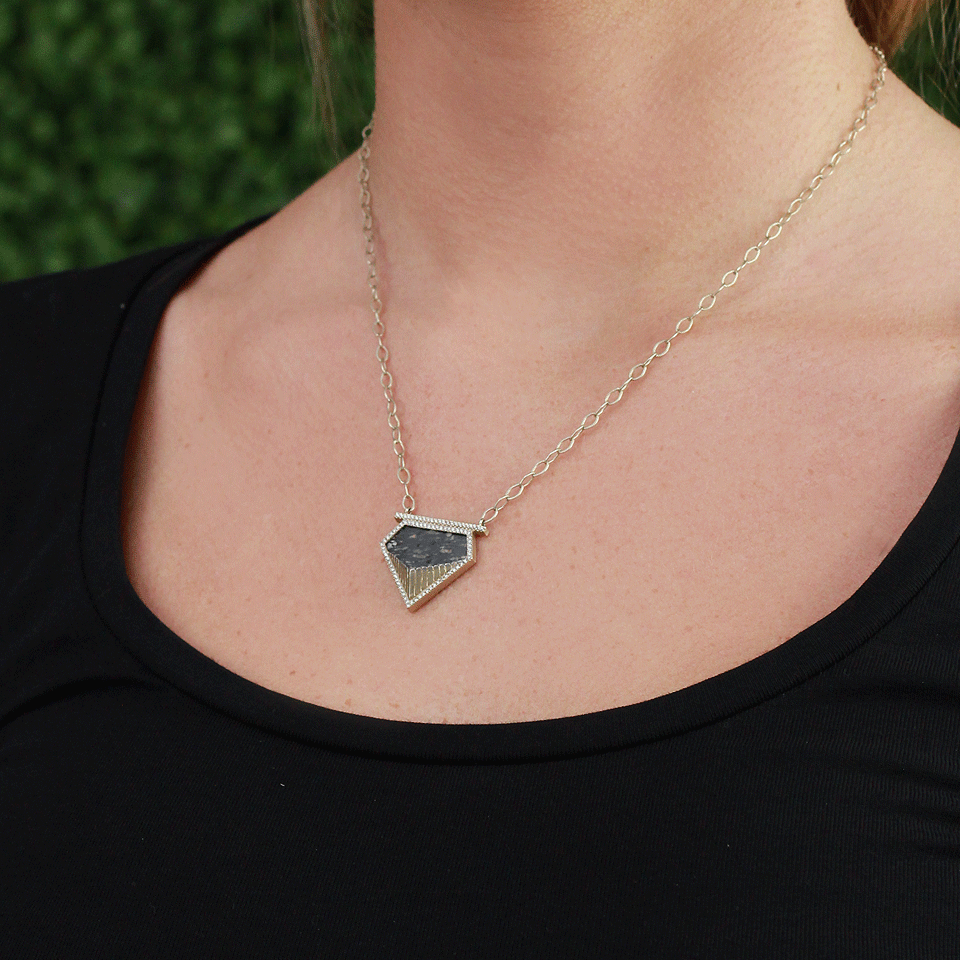 MONIQUE PEAN-Black Fossilized Dinosaur Bone Necklace-WHITE GOLD