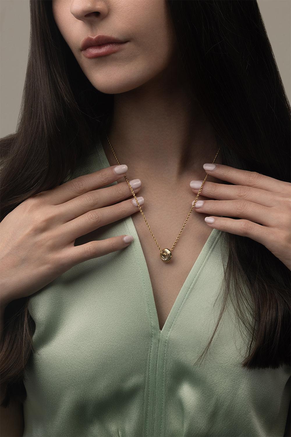 Roda 9 Pendant Necklace-YELLOW GOLD-JEWELRYFINE JEWELNECKLACE O-MORITZ GLIK