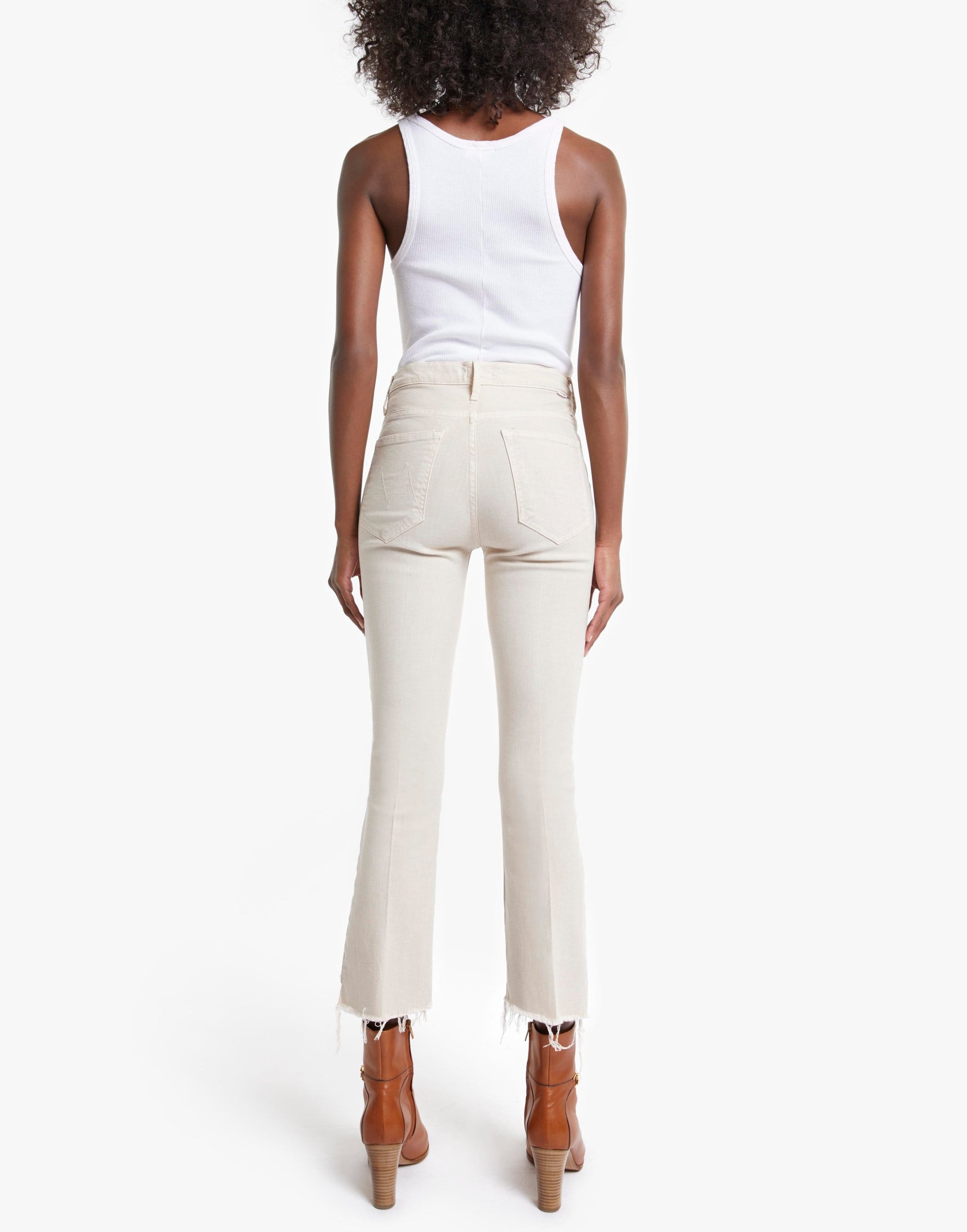 MOTHER-The Insider Crop Step Fray Jean in Tiv Toasted Ivory-