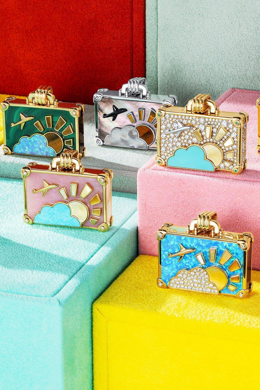 NEVERNOT-Large Flamingo Sunset Suitcase Necklace-YELLOW GOLD