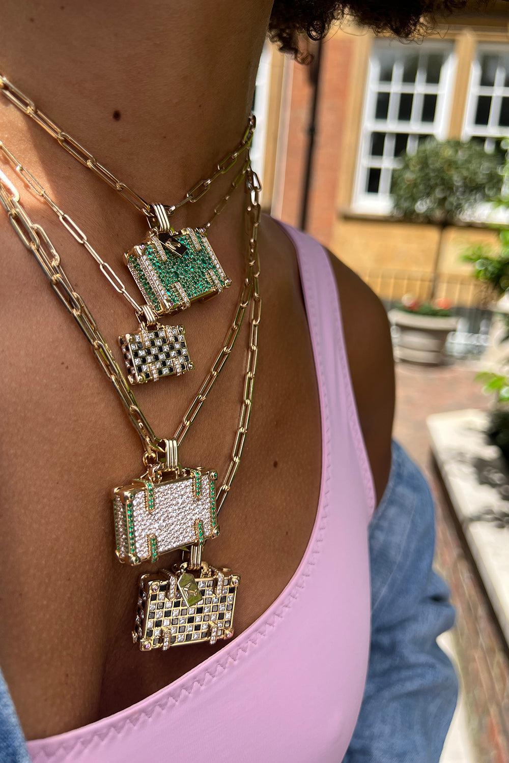 'Globetrotter’ Weekend Suitcase Necklace-YELLOW GOLD-JEWELRYFINE JEWELNECKLACE O-NEVERNOT
