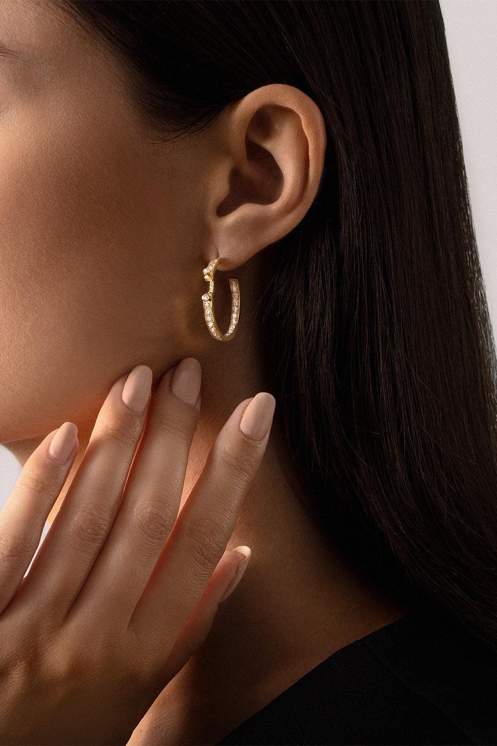 NOUVEL HERITAGE-Eternity Tuxedo Mood Hoop Earrings - Yellow Gold-YELLOW GOLD
