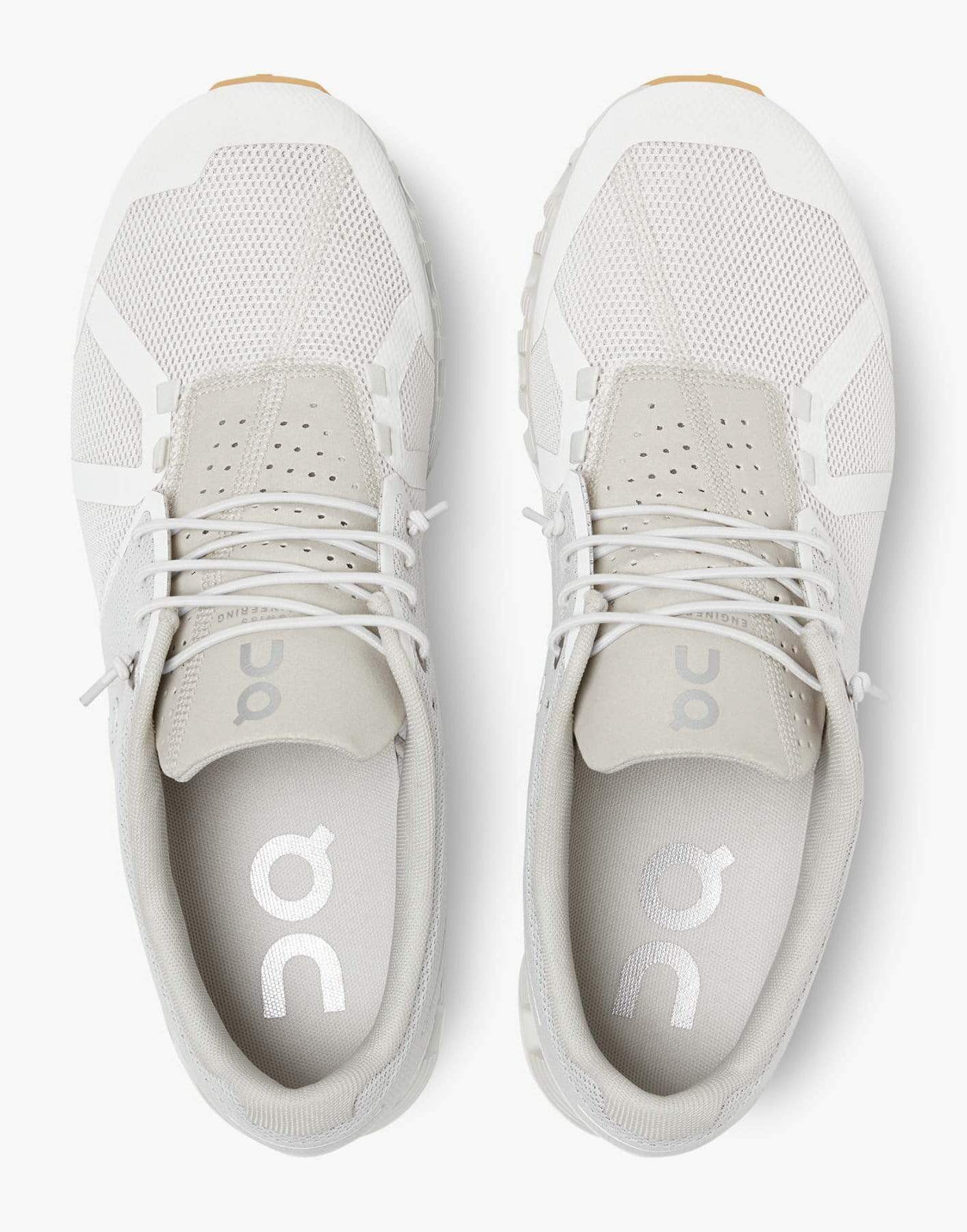 ON RUNNING-Men's Cloud Running Shoe - White/Sand-