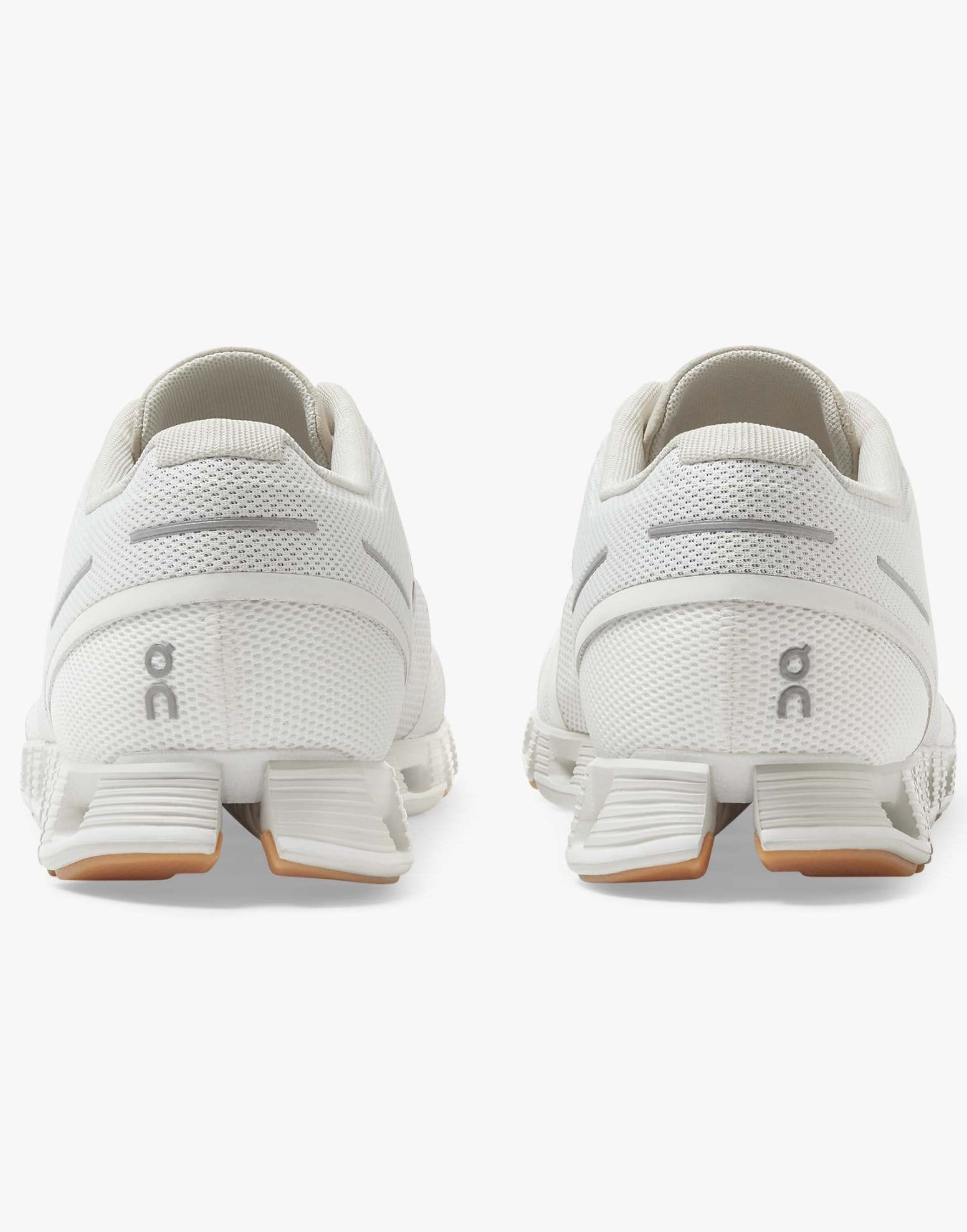 ON RUNNING-Men's Cloud Running Shoe - White/Sand-