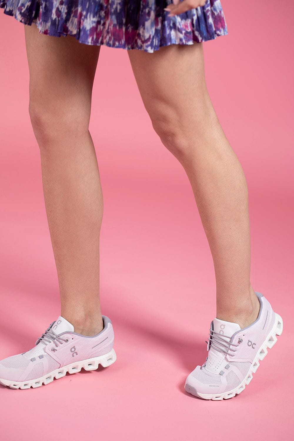 ON RUNNING-Cloud 5 Running Shoe - Lily Frost-