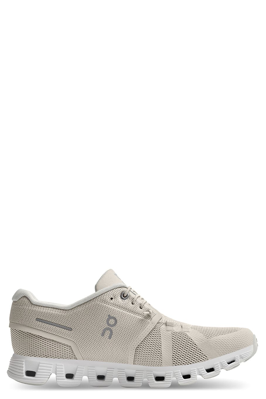 ON RUNNING-Cloud 5 Running Shoe - Pearl White-