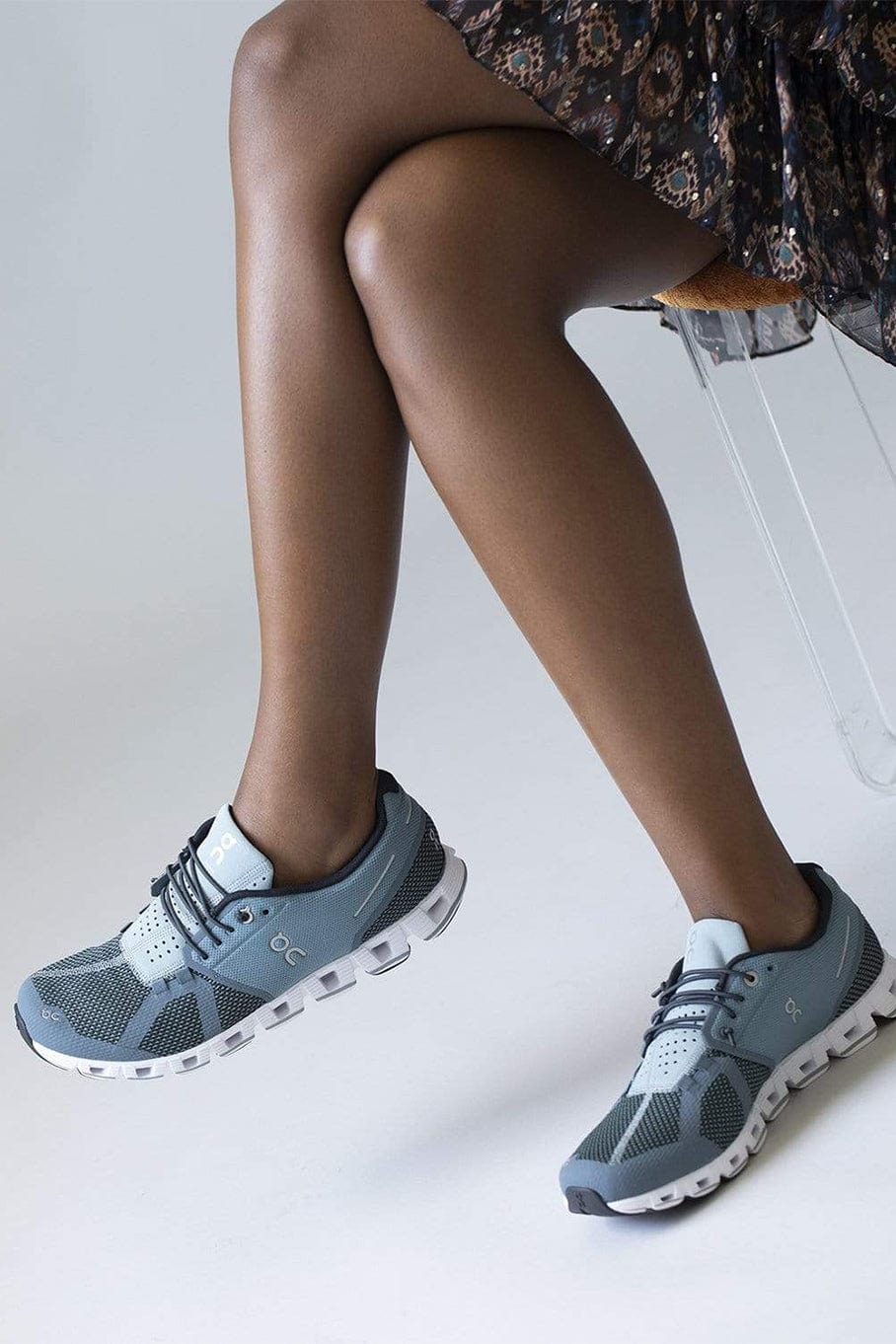 ON RUNNING-Cloud Running Shoe - Tide/Magnet-