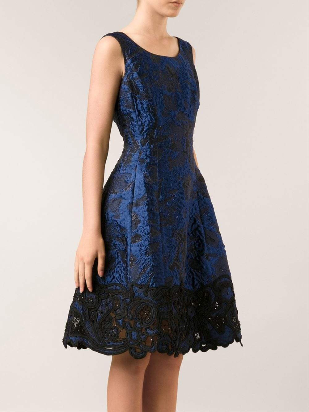 OSCAR DE LA RENTA-Lame Embroidered Bottom Dress-