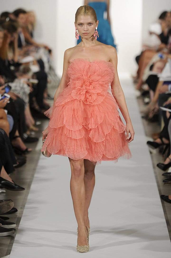 OSCAR DE LA RENTA-Strapless Tulle Petal Dress-SORBET