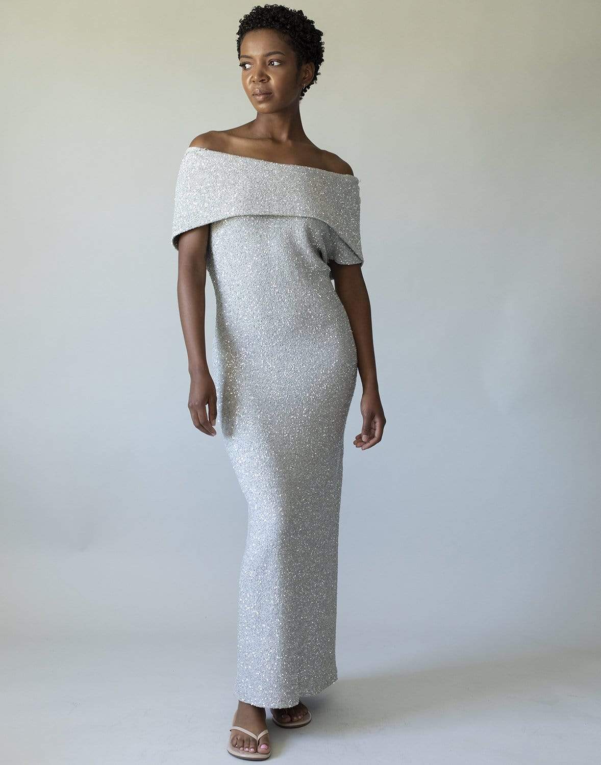 OSCAR DE LA RENTA-Cap Sleeve Drape Back Sequin Gown-METALLIC