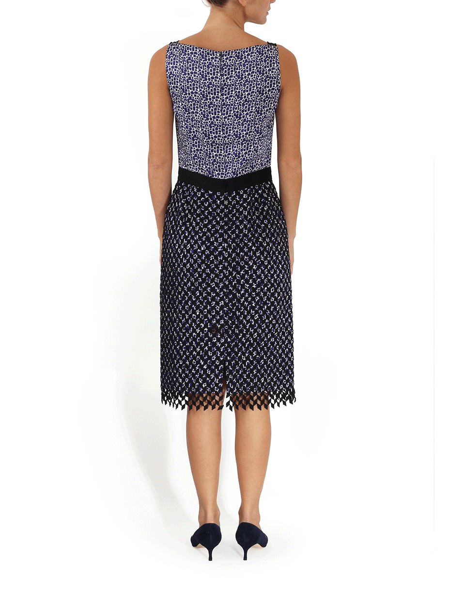 OSCAR DE LA RENTA-Hammered Silk Embroidered Pencil Dress-