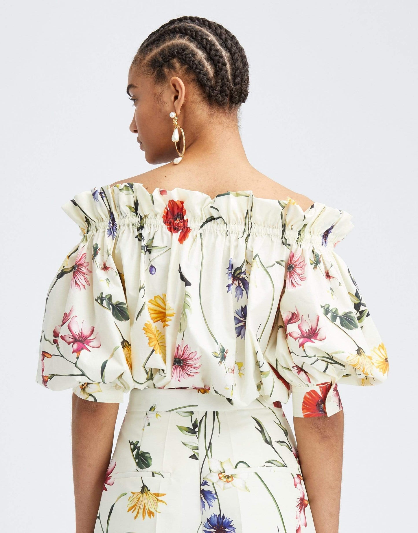 OSCAR DE LA RENTA-Off Shoulder Short Sleeve Floral Blouse-