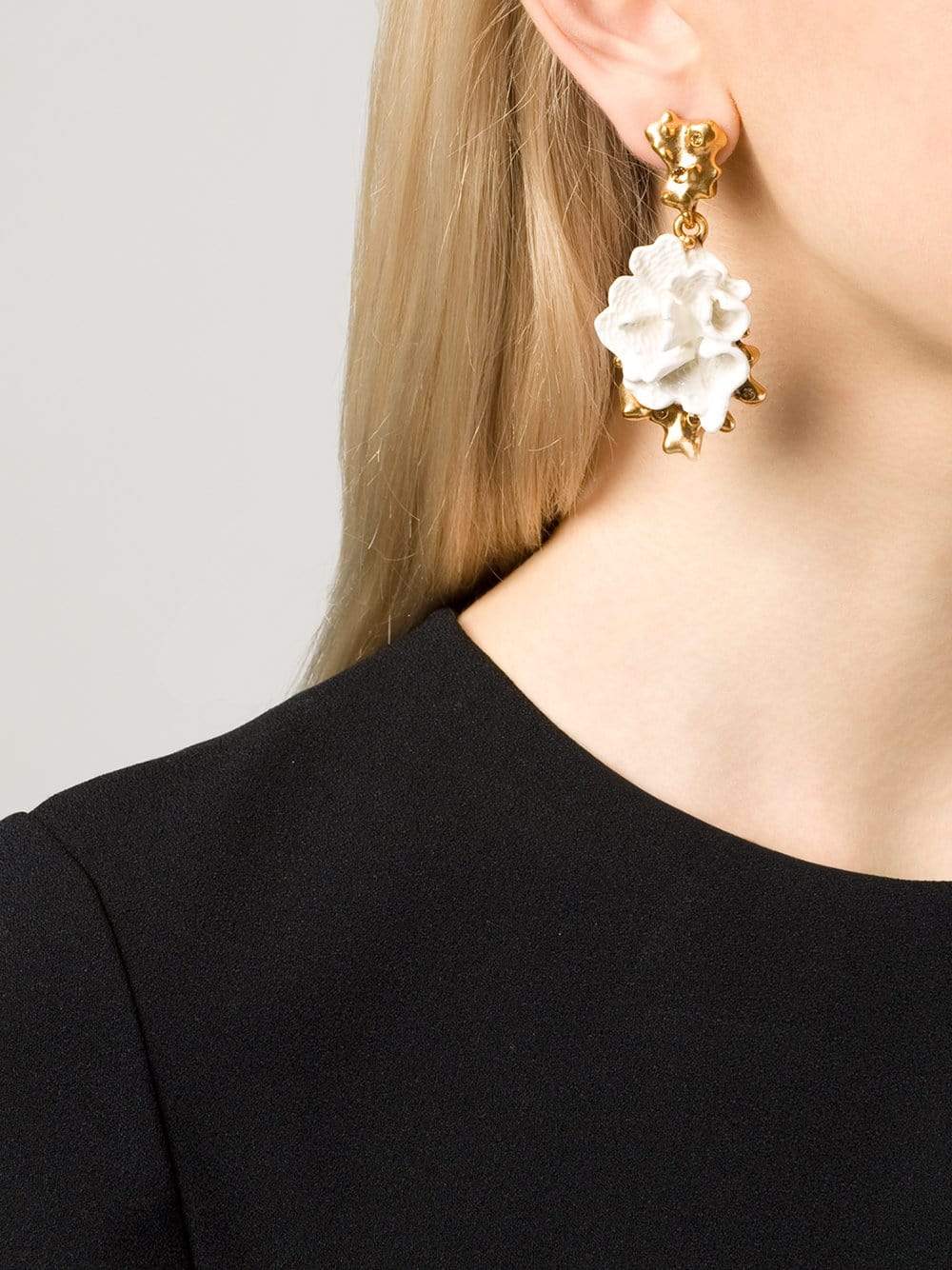 OSCAR DE LA RENTA-Coral Earrings-