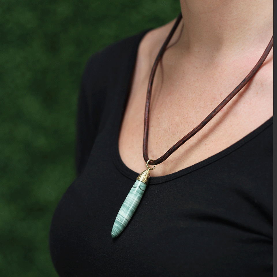 PAMELA HUIZENGA-Saturn Chalcedony Pendant-YELLOW GOLD