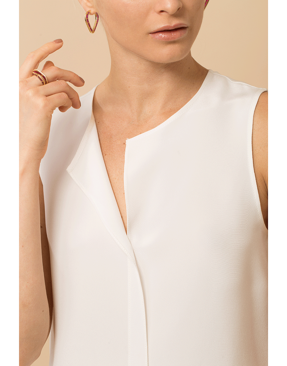 PETER COHEN-Sleeveless Slit Neck Top-