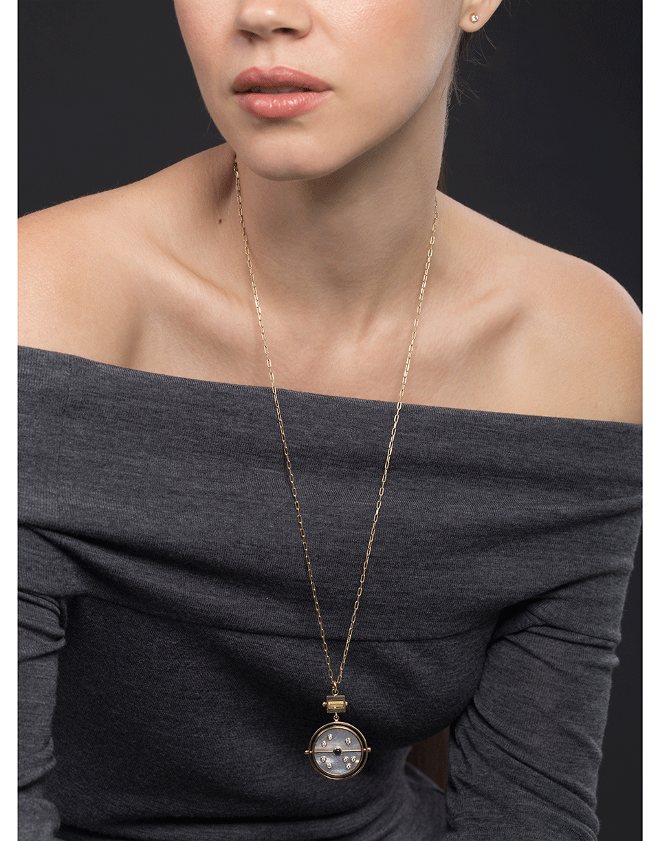 RETROUVAI-Grandfather Compass Pendant Necklace-YELLOW GOLD