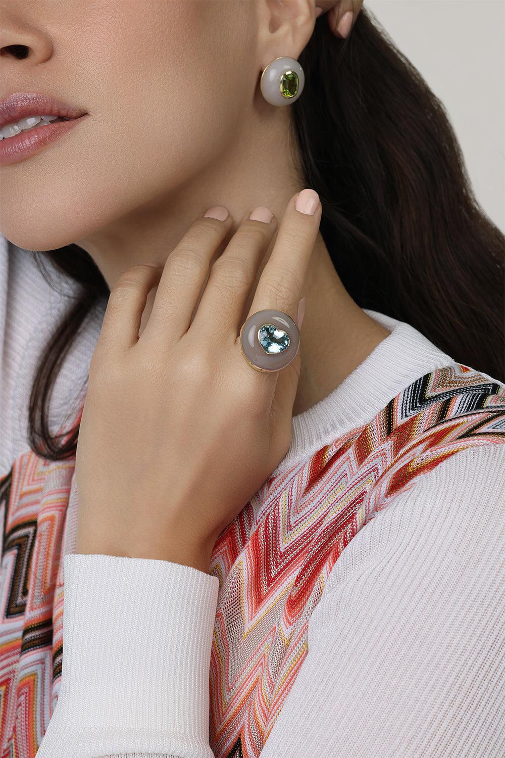 Aquamarine Chalcedony Heart Classic Lollipop Ring-YELLOW GOLD-6.5-JEWELRYFINE JEWELRING-RETROUVAI