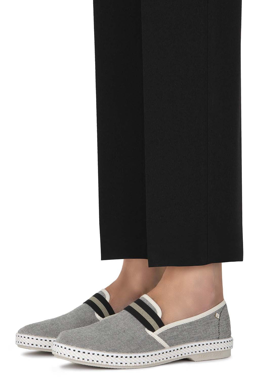 RIVIERAS-Classic College Shoe - Blackish-