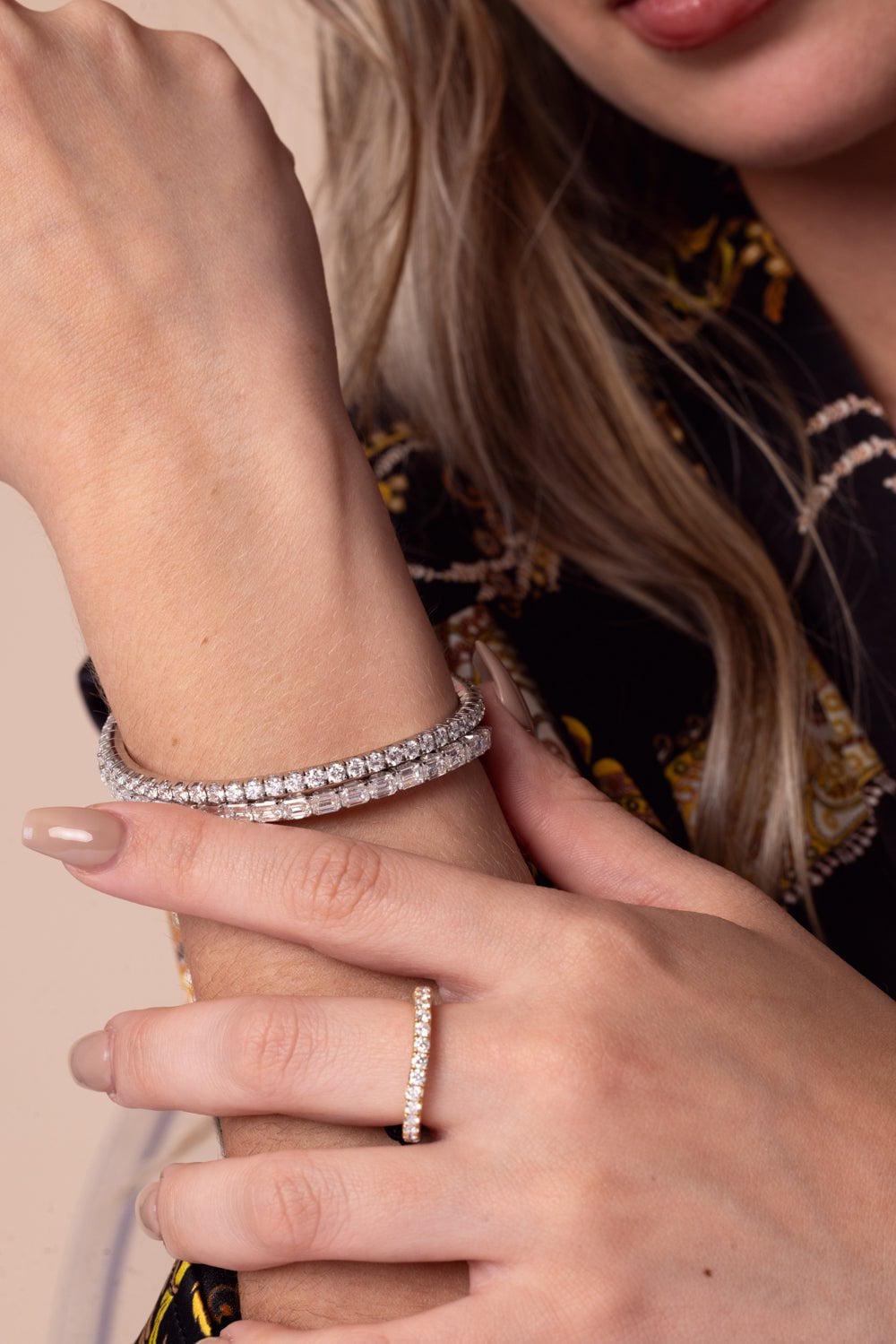 ROBERTO DEMEGLIO-Extensible Emerald Cut Diamond Stretch Tennis Bracelet-WHITE GOLD