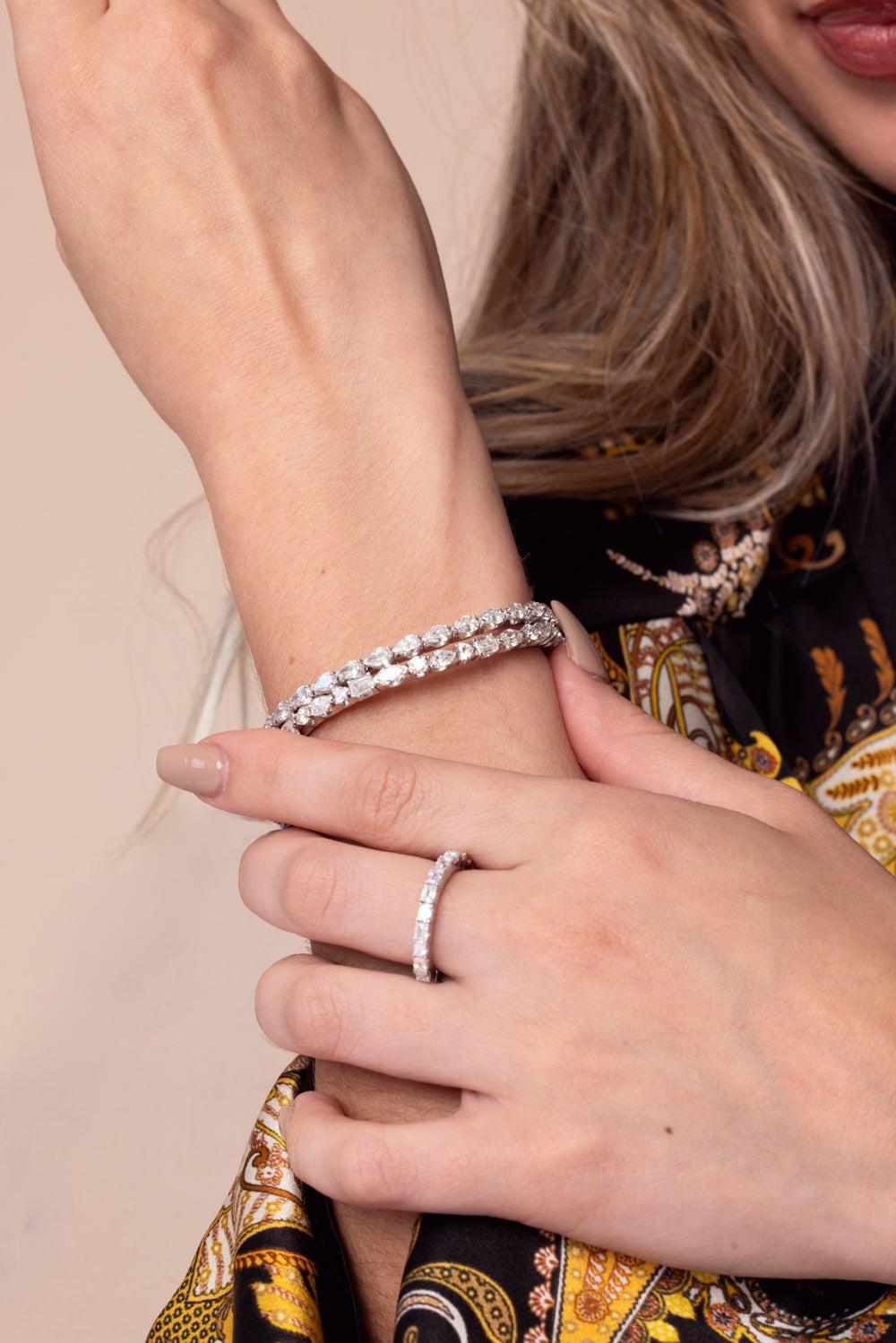 ROBERTO DEMEGLIO-Extensible Pear Diamond Stretch Tennis Bracelet-WHITE GOLD