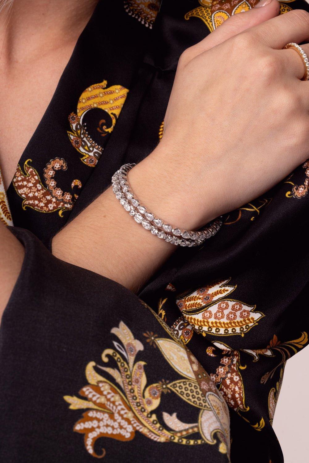 ROBERTO DEMEGLIO-Extensible Pear Diamond Stretch Tennis Bracelet-WHITE GOLD