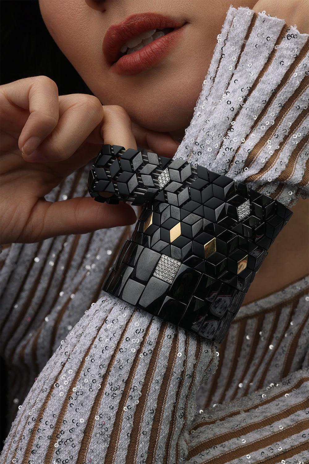 Alternating Gold Section Cube Stretch Bracelet-YELLOW GOLD-JEWELRYFINE JEWELBRACELET O-ROBERTO DEMEGLIO