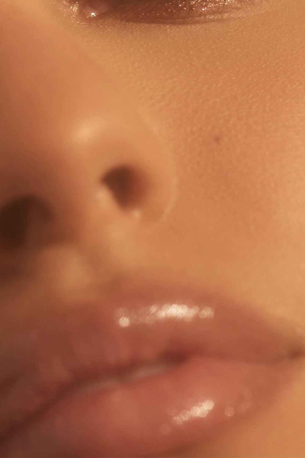 ROEN-Kiss My Liquid Lip Balm Shimmer - Rumor-RUMORSHM