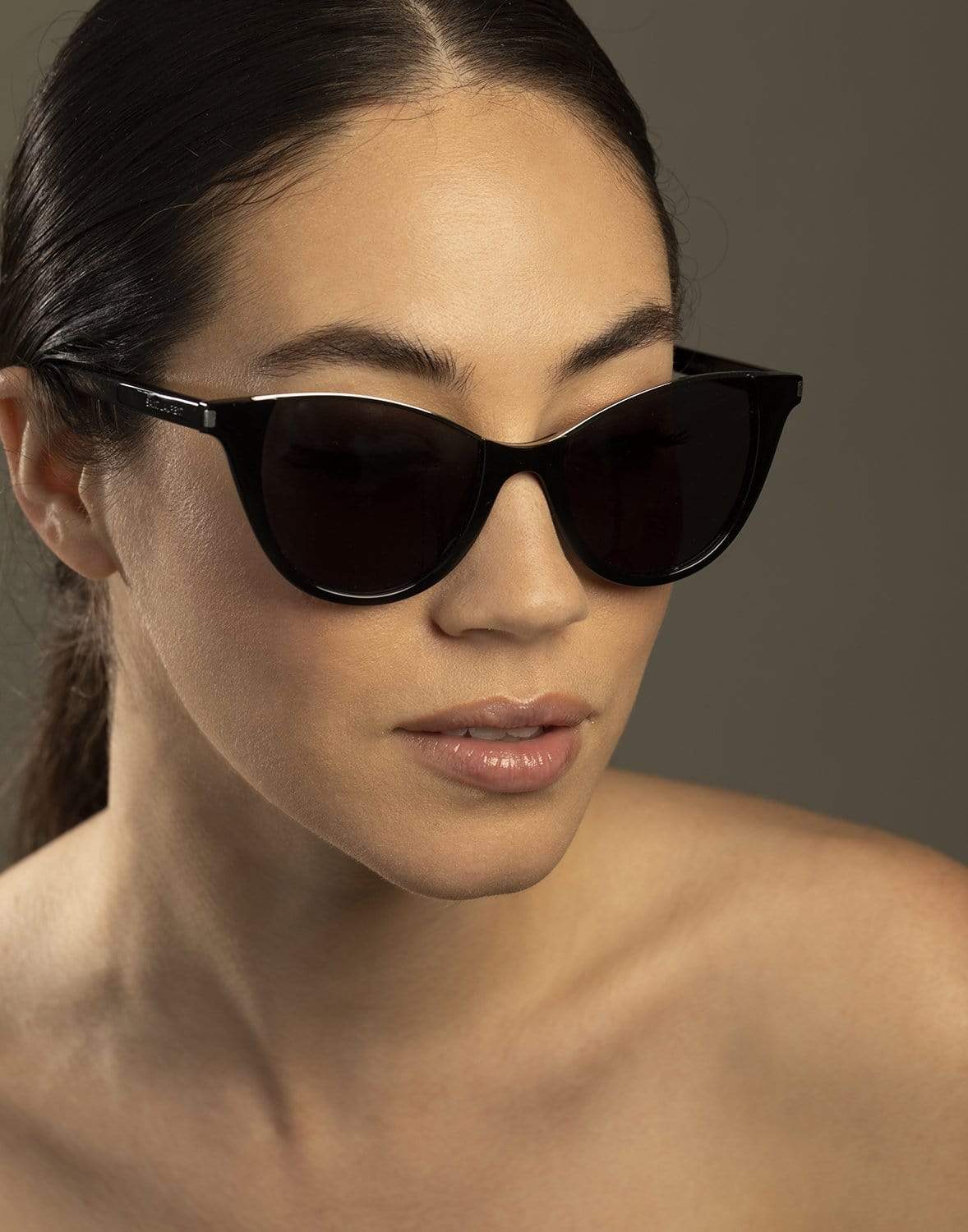 SAINT LAURENT-SL 368 Stella Black Sunglasses-BLACK