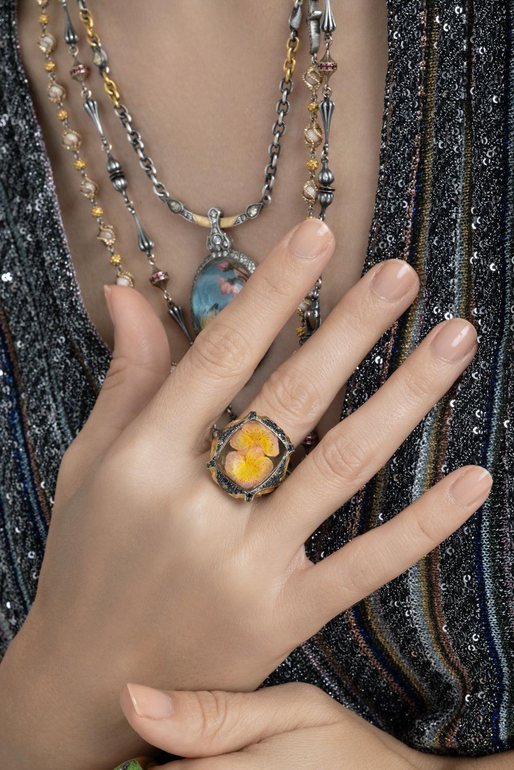  Black Yellow Diamonds Carved Flower Bloom Ring-YELLOW GOLD-JEWELRYFINE JEWELRING-SEVAN BICAKCI 