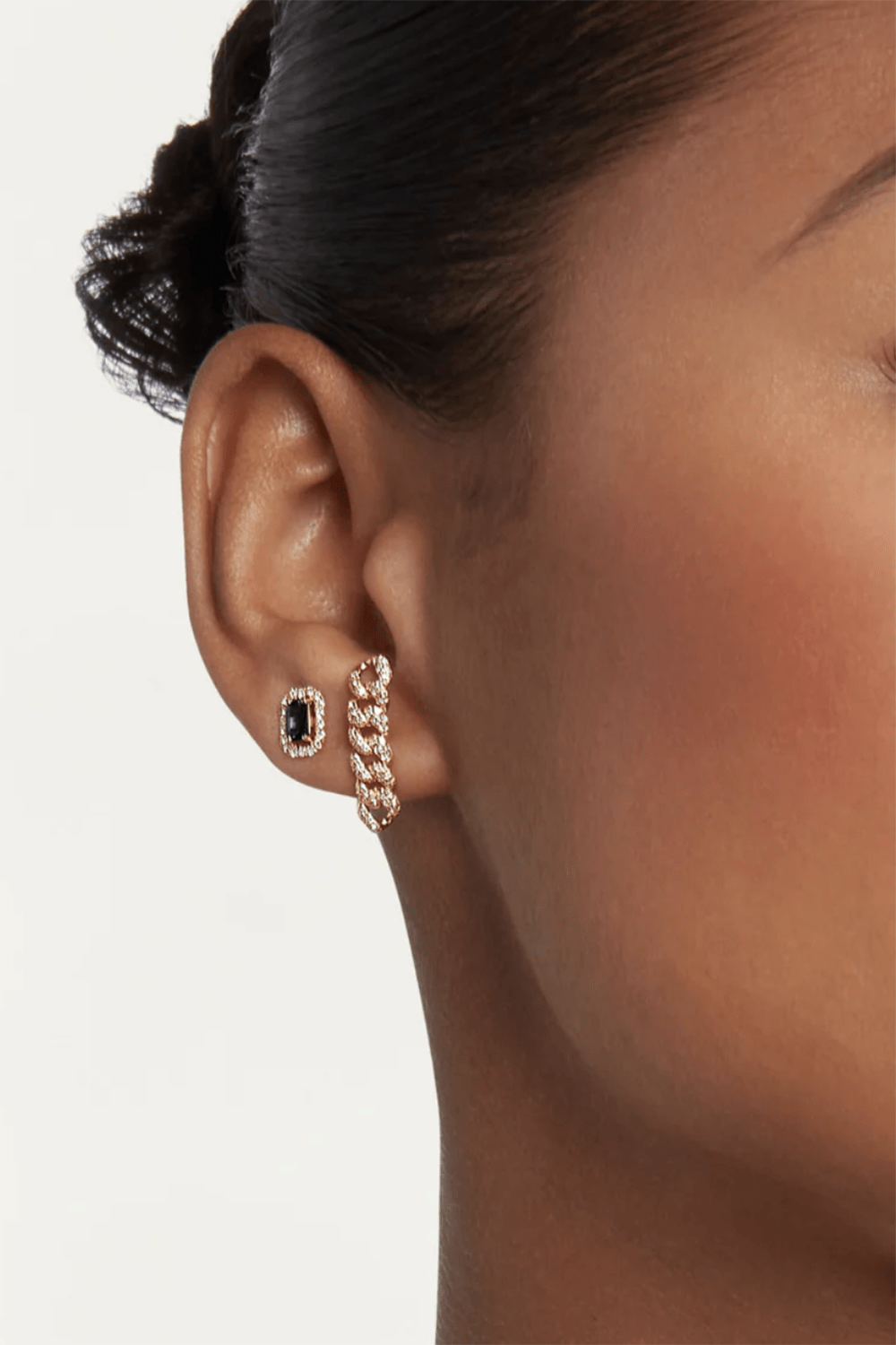  SHAY JEWELRY-Diamond Halo Blue Sapphire Stud Earrings-YELLOW GOLD 