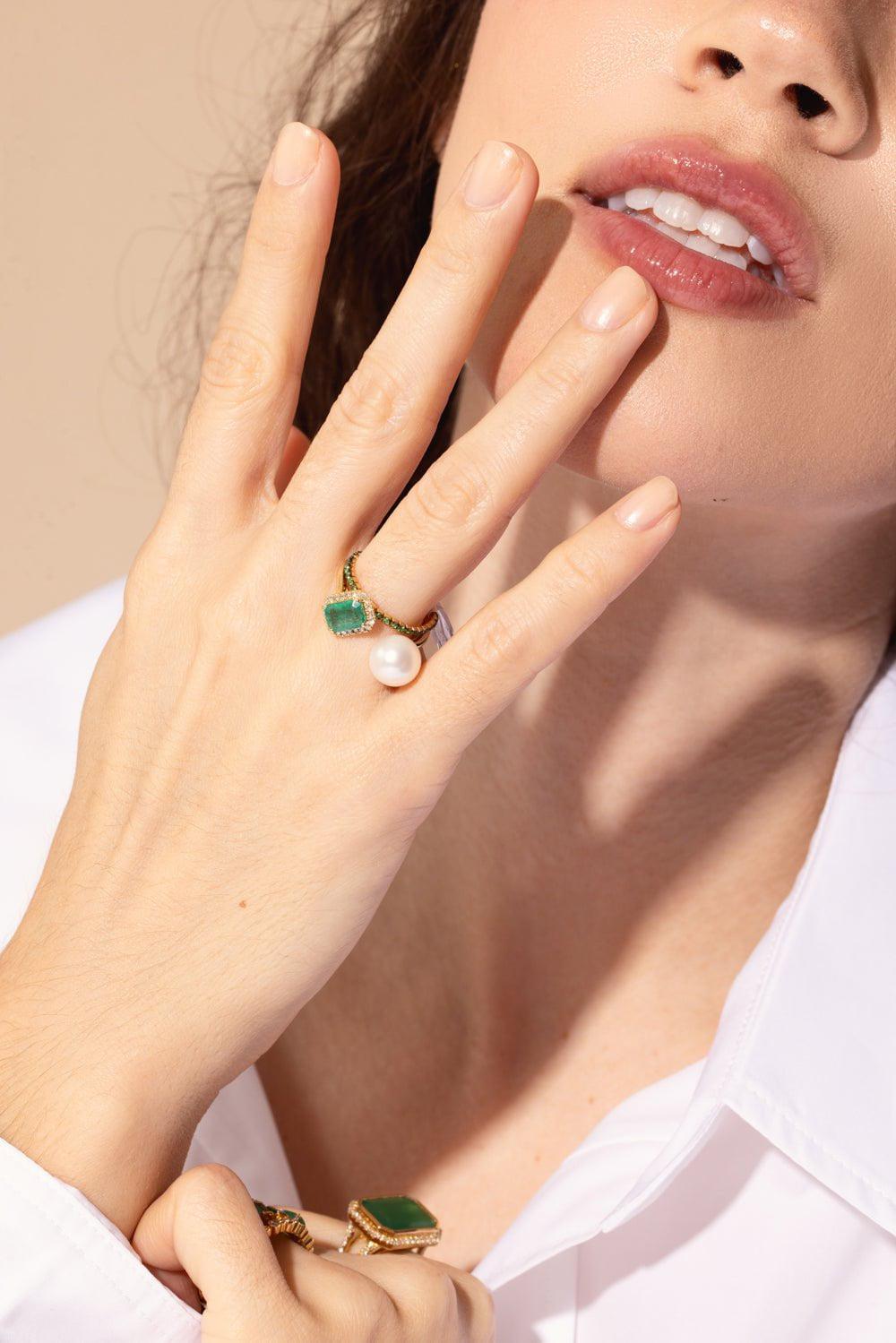 SHAY JEWELRY-GREEN GARNET SINGLE THREAD RING-YELLOW GOLD