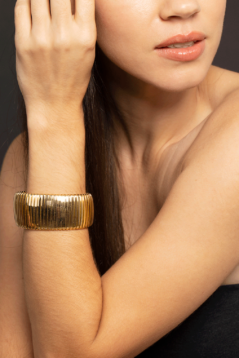 SIDNEY GARBER-Wide Flat Golden Cuff Bracelet-YELLOW GOLD