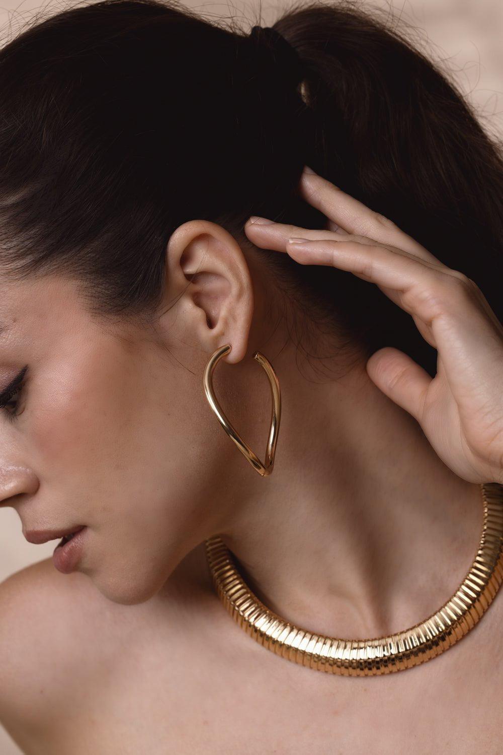 SIDNEY GARBER-Curved Opal Hoop Earrings-YELLOW GOLD