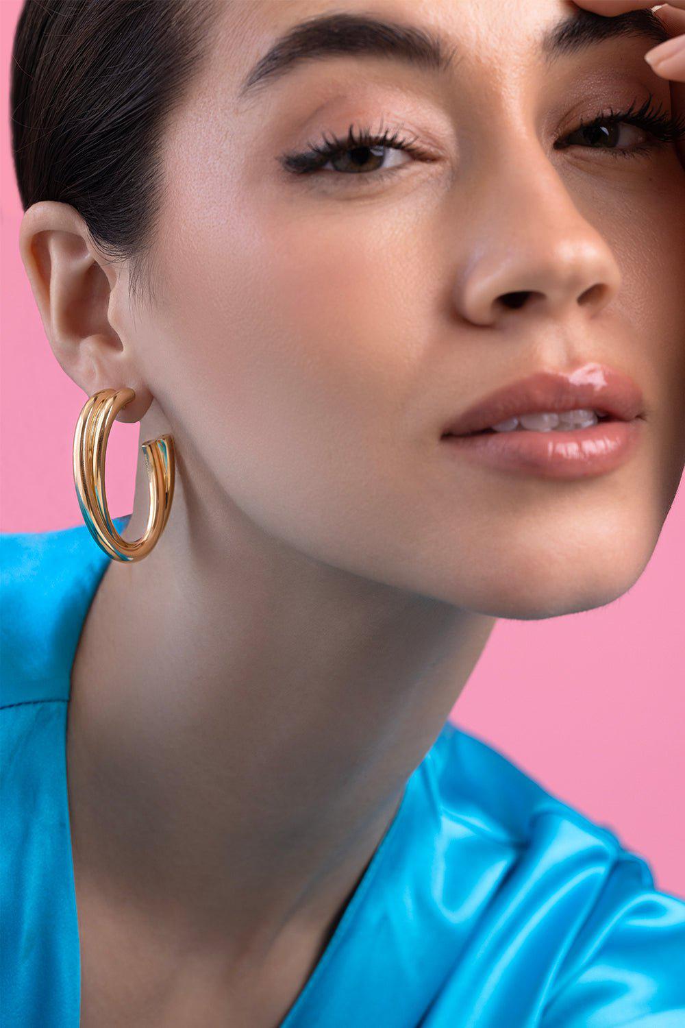 SIDNEY GARBER-Oval Intertwined Hoop Earrings-YELLOW GOLD