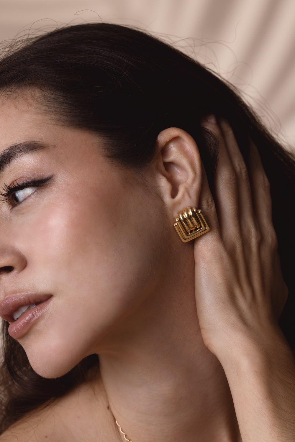 SIDNEY GARBER-Square Earrings-YELLOW GOLD