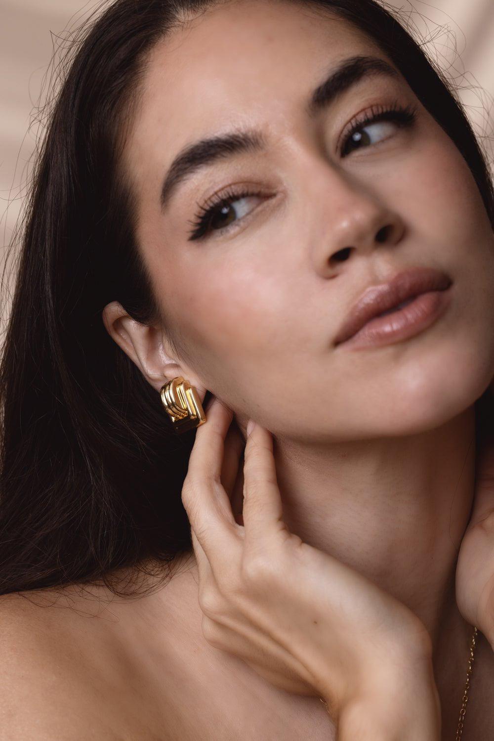 SIDNEY GARBER-Square Earrings-YELLOW GOLD
