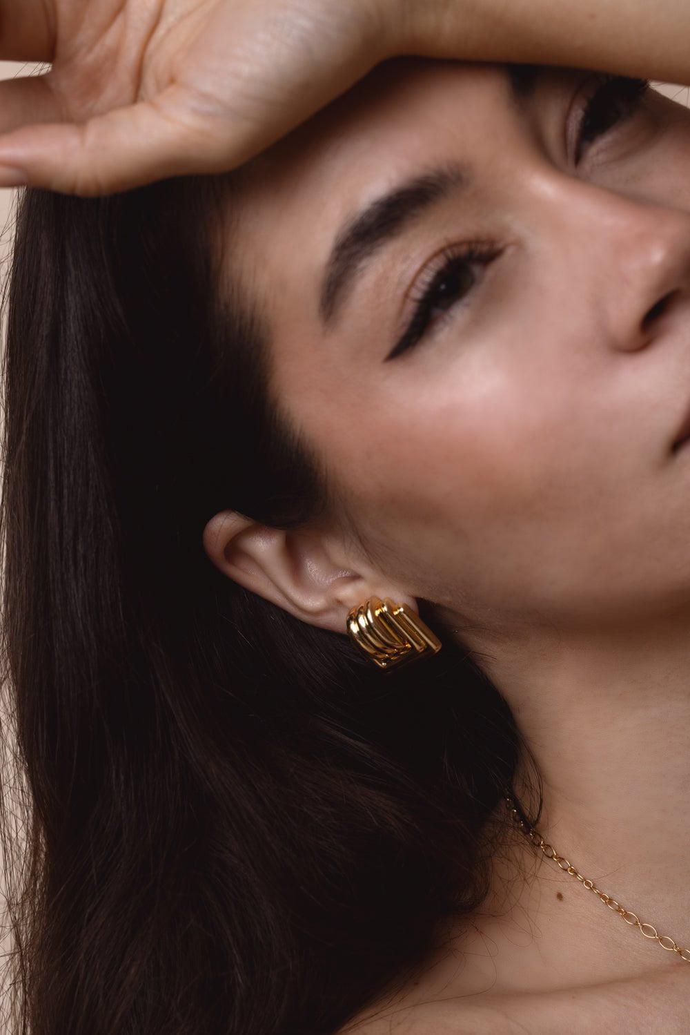 SIDNEY GARBER-Square Earrings-YELLOW GOLD