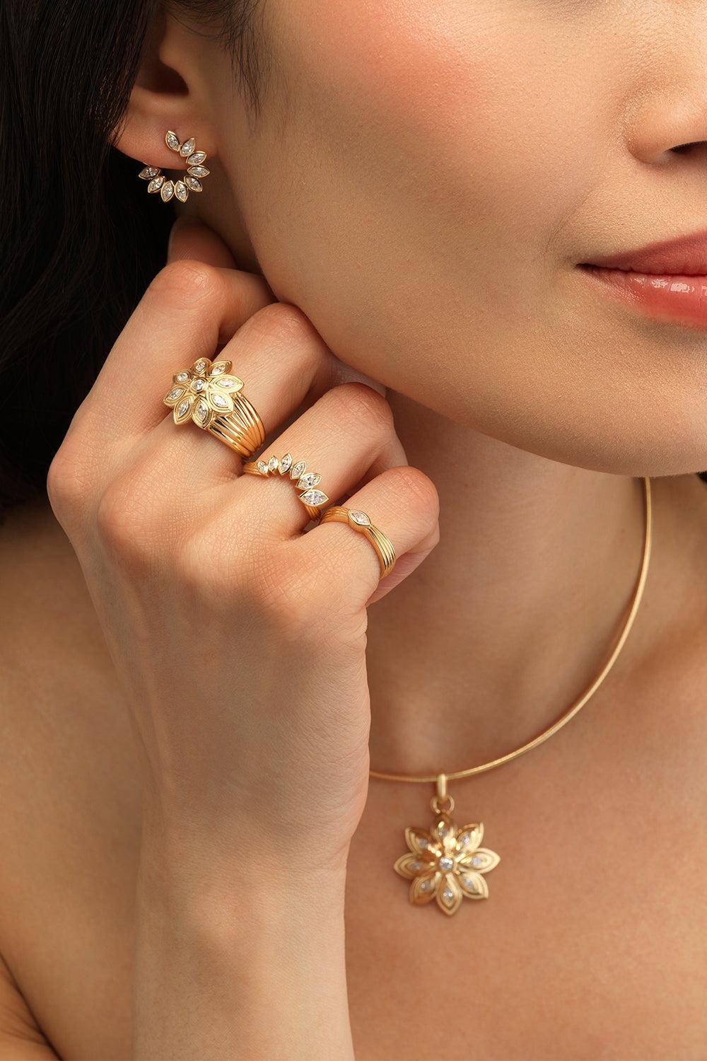 Diamond Flower Bloom Pendant-YELLOW GOLD-JEWELRYFINE JEWELPENDANT-SORELLINA