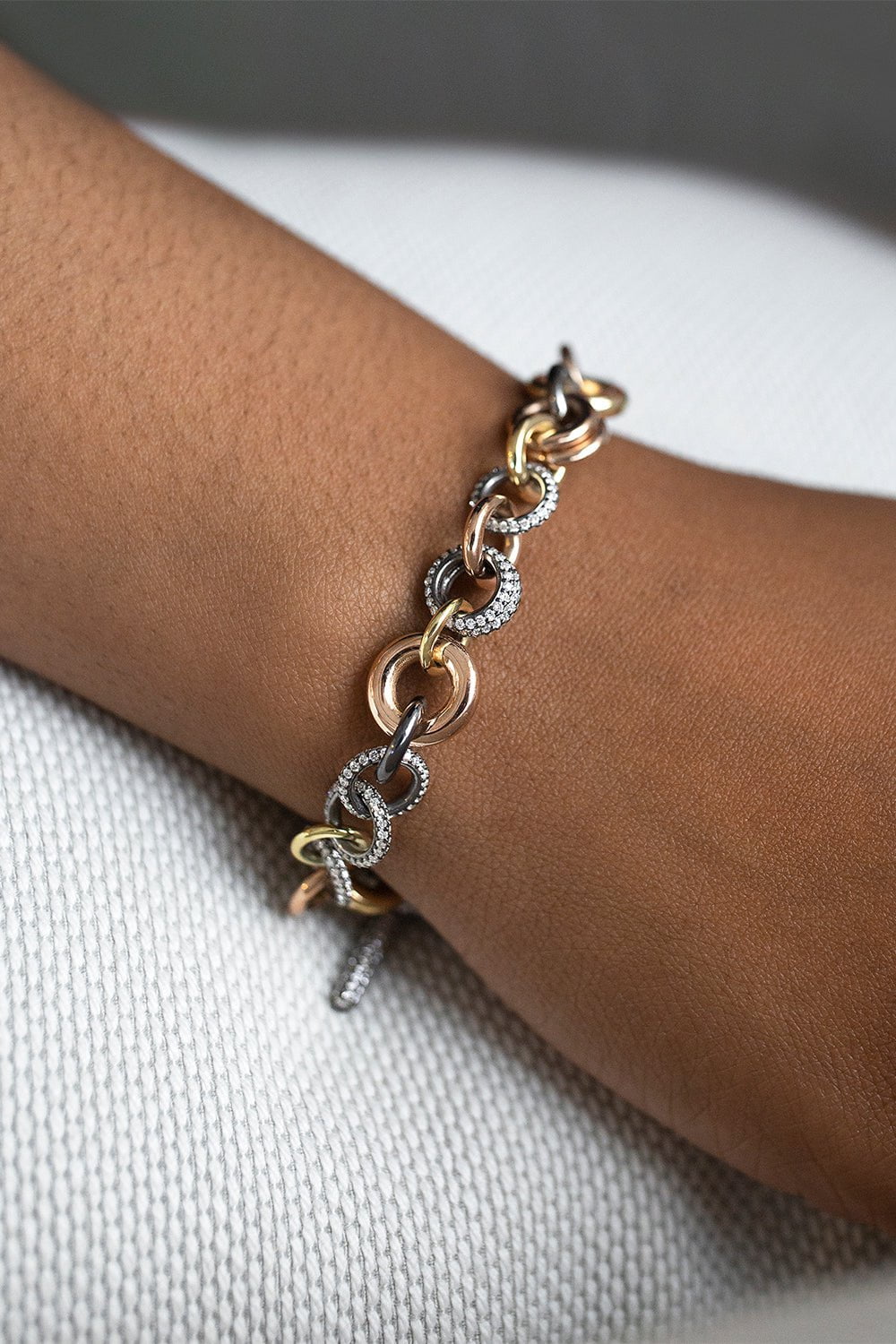 SPINELLI KILCOLLIN-Atlantis MX Pave Toggle Chain Bracelet-YELLOW GOLD