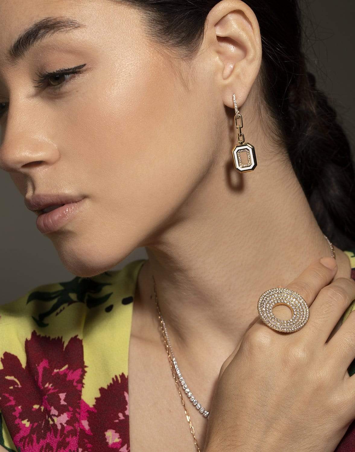STATE PROPERTY-Azar Pendant Drop Earrings-YELLOW GOLD
