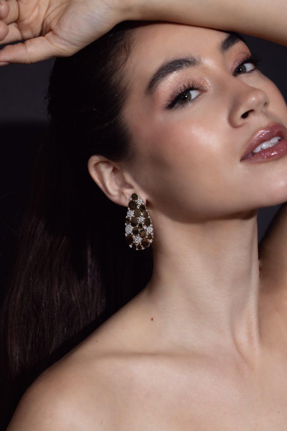 SUTRA-Diamond Long Pear Earrings-YELLOW GOLD