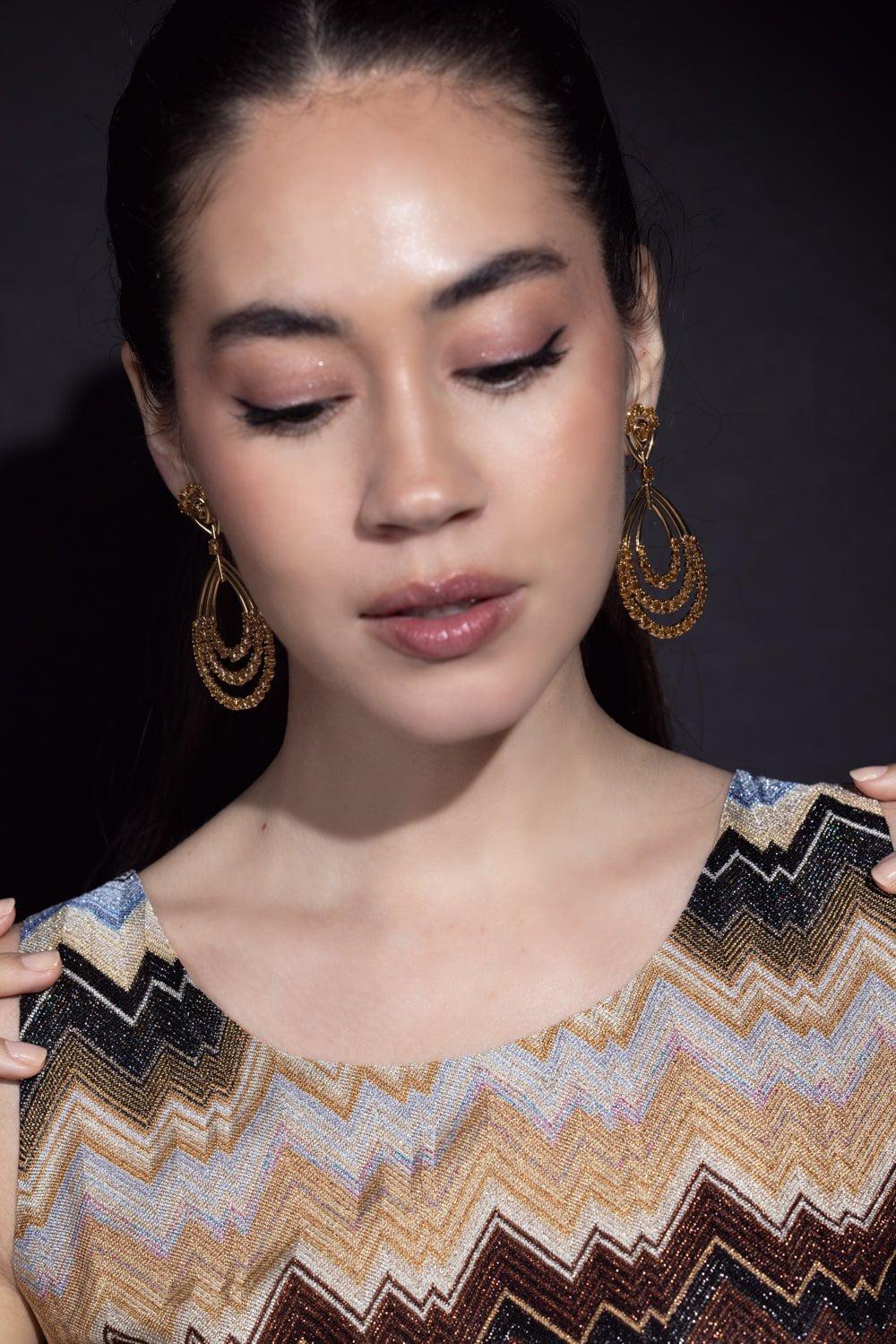 SUTRA-Yellow Diamond Drop Hoop Earrings-YELLOW GOLD