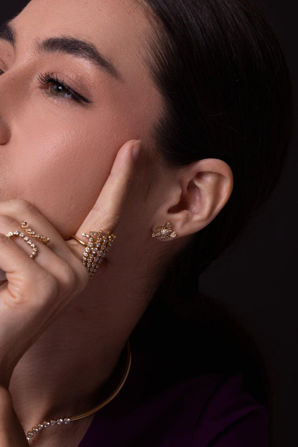 SYDNEY EVAN-Lobster Stud Earring-YELLOW GOLD