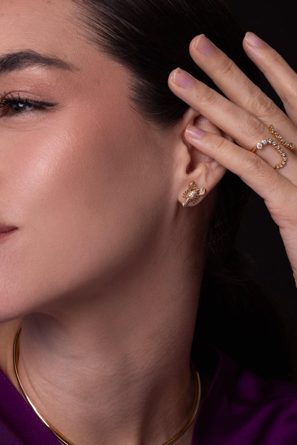 SYDNEY EVAN-Lobster Stud Earring-YELLOW GOLD