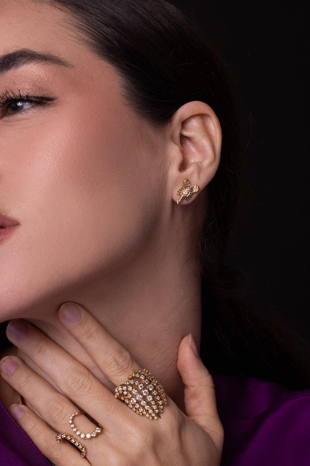 SYDNEY EVAN-Lobster Stud Earring-YELLOW GOLD