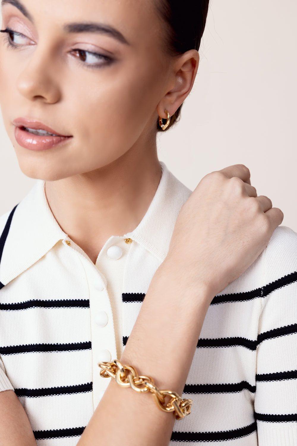 TABAYER-Mini Oera Diamond Earrings-YELLOW GOLD