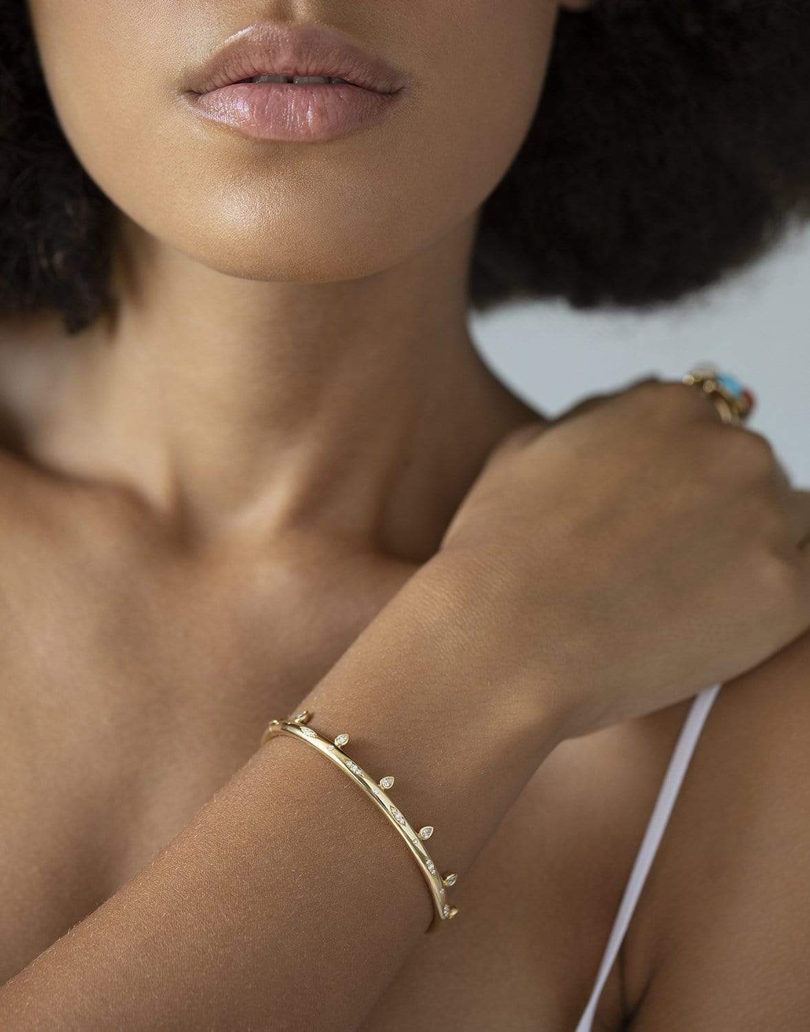 TAMARA COMOLLI-Diamond Gypsy Drop Bangle - Yellow Gold-YELLOW GOLD