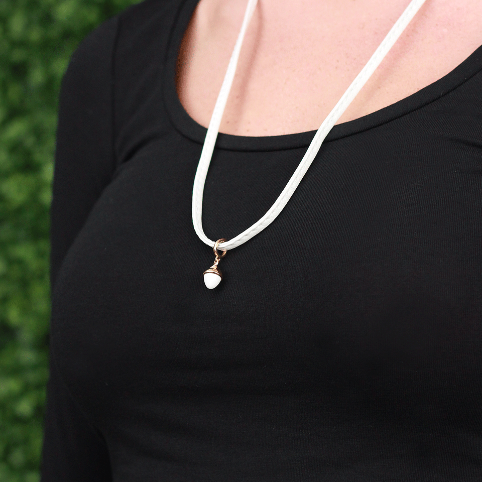 TAMARA COMOLLI-Cacholong Mikado Flamenco Pendant-ROSE GOLD